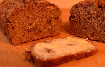 Backen mit George: Schwarzbierbrot