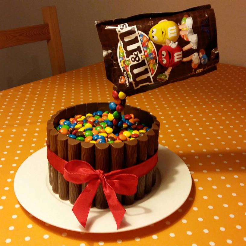 M&M - Fasstorte