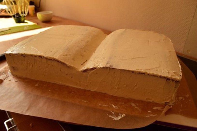 Buchtorte3